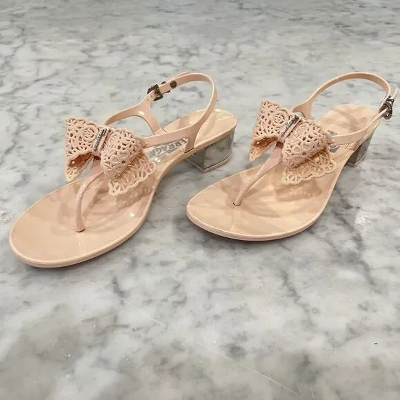 Salvatore Ferragamo Pale Pink Perala Jelly Buckle Lace Bow Sandals Heels Size 7 - Picture 10 of 12